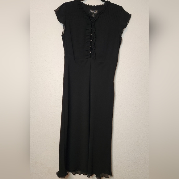 Style & Co Black Sheer Sleeves and Body, Fully Lined, Black Maxi Dress, Size 10P - Picture 1 of 8